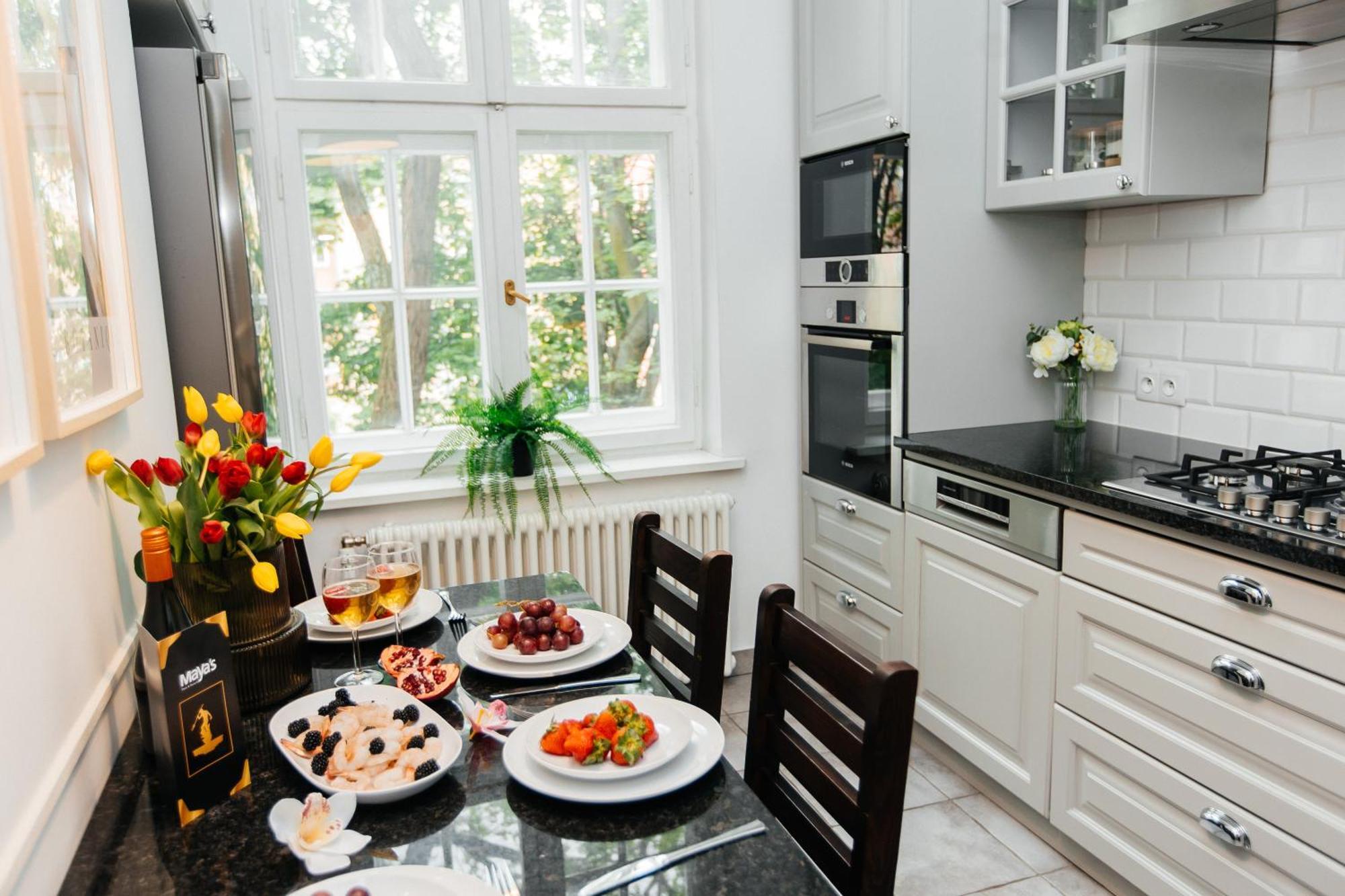 Maya'S Flats & Resorts 31 - Apartament Z Dwiema Sypialniami Two Bedrooms Apartament Ogarna Str Old Town 格但斯克 外观 照片